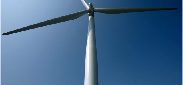 Changement climatique : Un accord gouvernemental pour stimuler l’énergie éolienne en mer