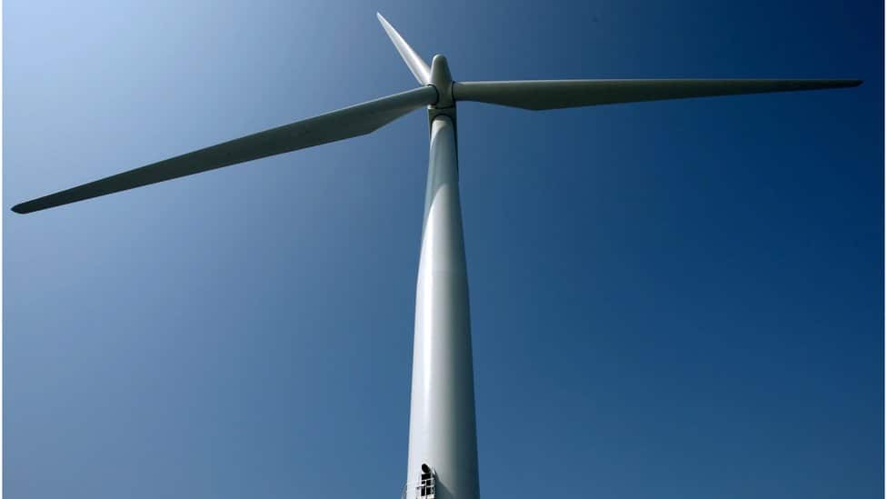 Changement climatique : Un accord gouvernemental pour stimuler l’énergie éolienne en mer
