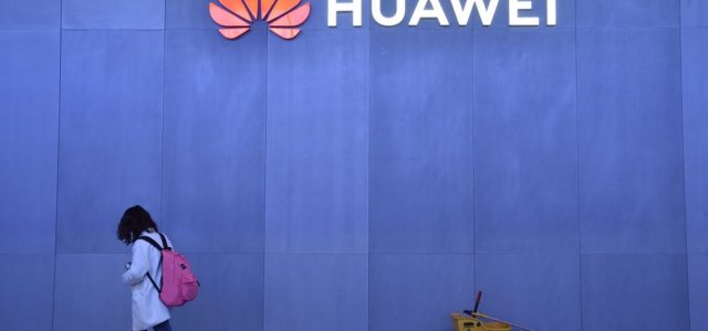 Huawei poursuit le gouvernement américain pour l’interdiction de certains produits