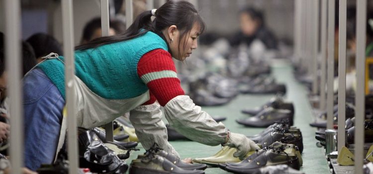 Les exportations chinoises ont connu leur plus forte baisse en trois ans en février