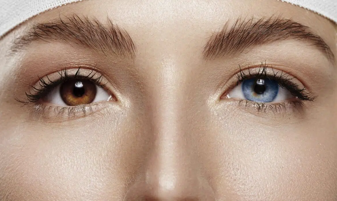 Comment changer la couleur des yeux naturellement et rapidement ?