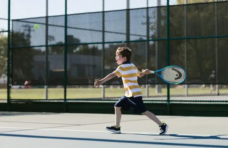 Les bienfaits du tennis pour les enfants