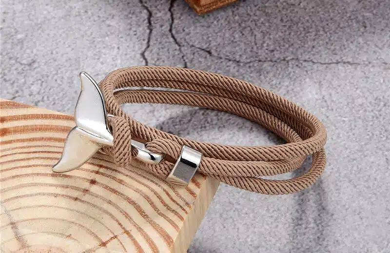 Le bracelet nautique, l’accessoire conçu pour sublimer votre tenue