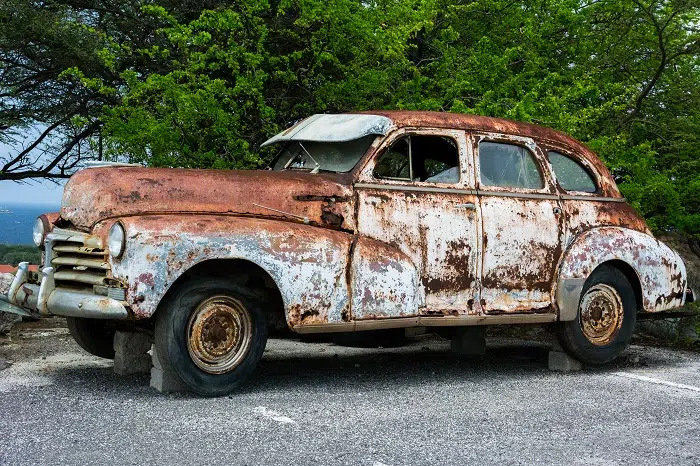 Crusty Clunker: 5 Thoughts on What to Do with an Old Car