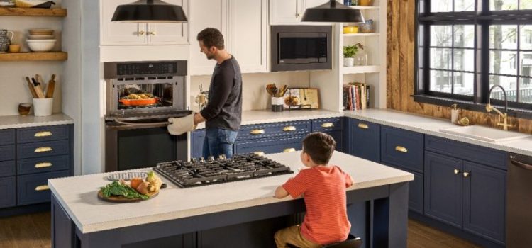 Améliorez votre cuisine et votre cuisine avec le four double mural combiné LG de #BestBuy