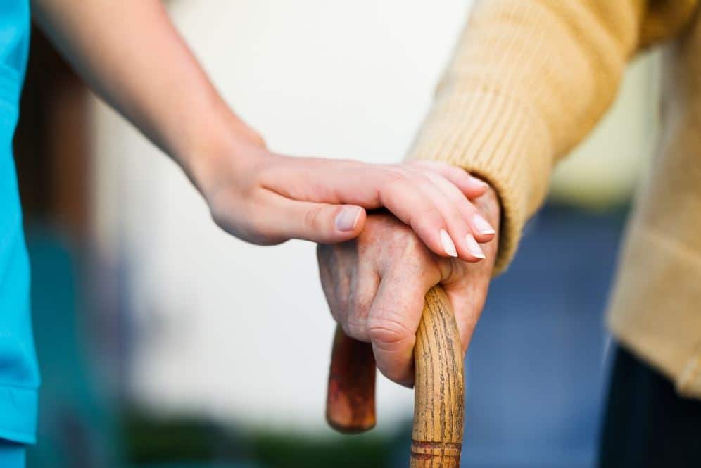 Le coût des soins à donner à vos parents est-il trop élevé ? Lisez ceci !