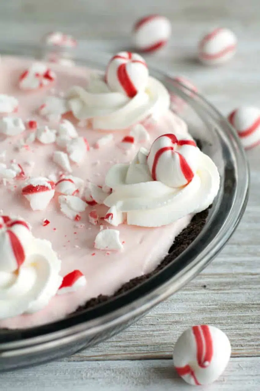 No-Bake Peppermint Pie