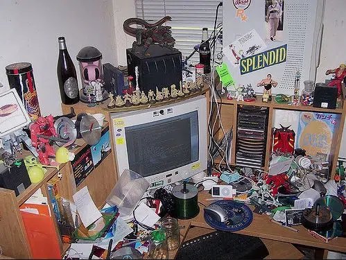 How to De-Clutter Your Home without Selling Your Stuff