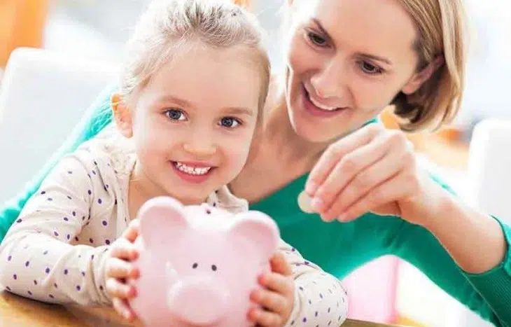 Financial management for single moms