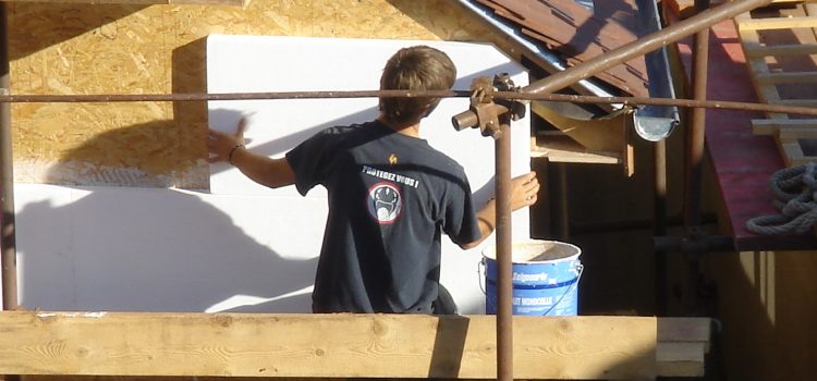 Isoler sa maison pour 1 euro : attention aux arnaques