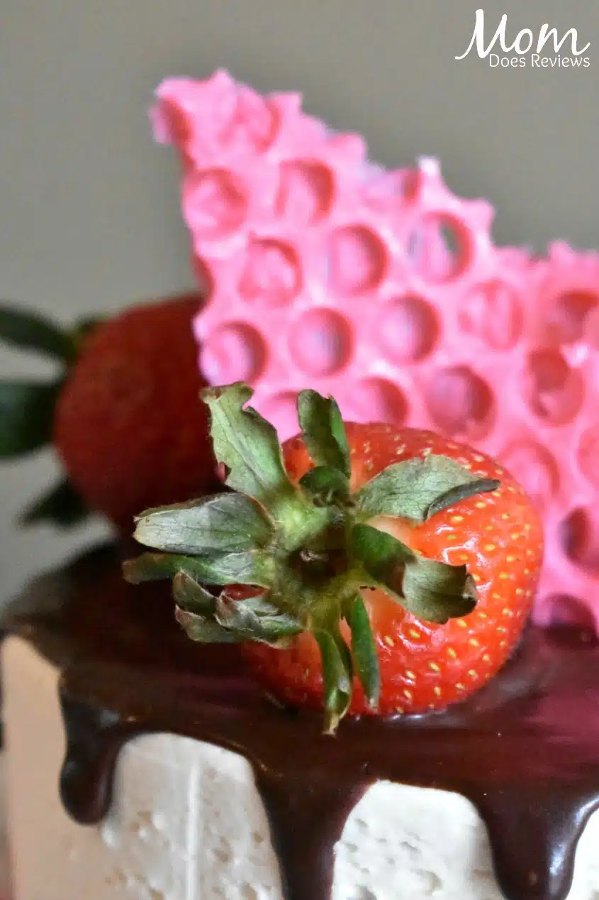 Make a Beautiful Chocolate Covered Strawberry Cake! #VDaySweets