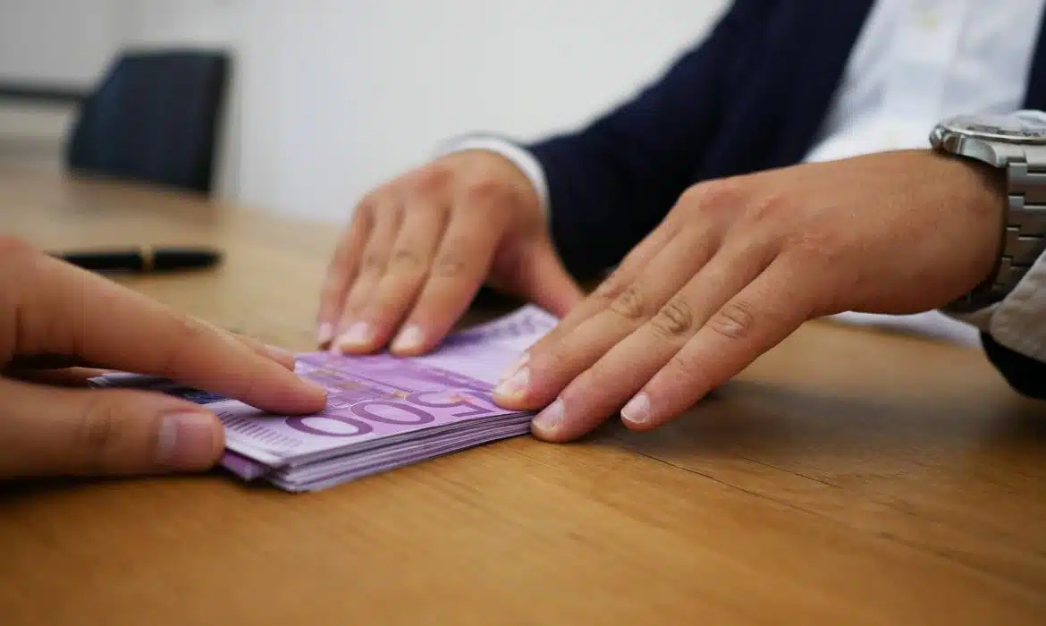 Décryptage des tendances actuelles du marché de l’immobilier : une évolution constante entre réglementations et prix