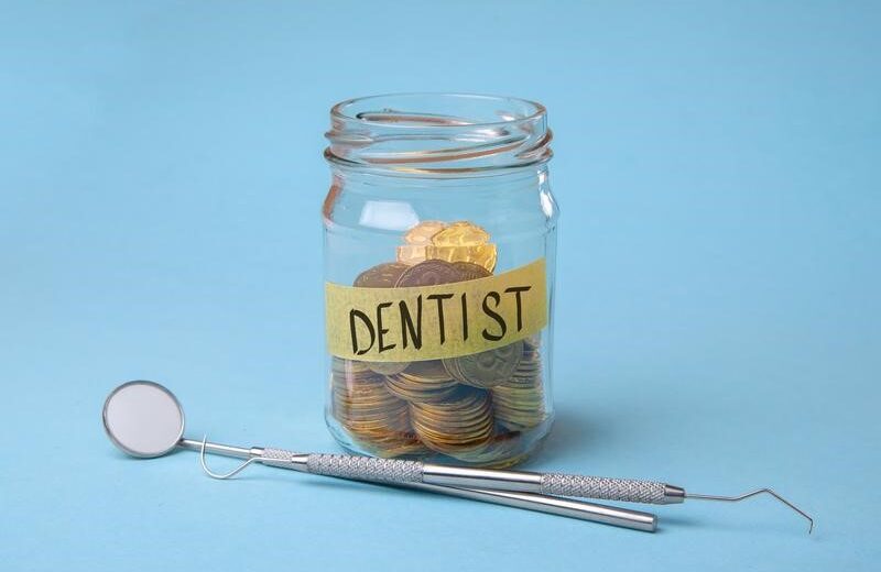 Façons d’économiser de l’argent sur vos factures de soins dentaires