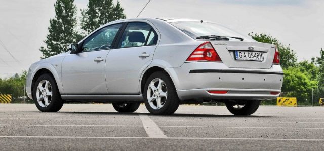 Guide d’achat d’une voiture pour les mères – Facteurs à considérer avant d’acheter une voiture d’occasion