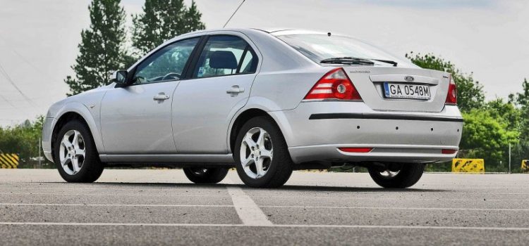 Guide d’achat d’une voiture pour les mères – Facteurs à considérer avant d’acheter une voiture d’occasion