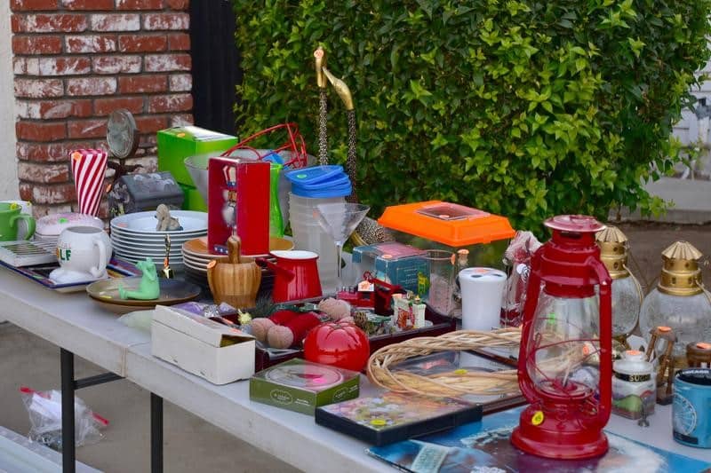 5 Tips for a Successful Garage Sale