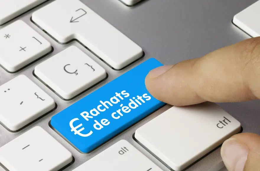 Comment sortir du surendettement grâce au rachat de crédit ?