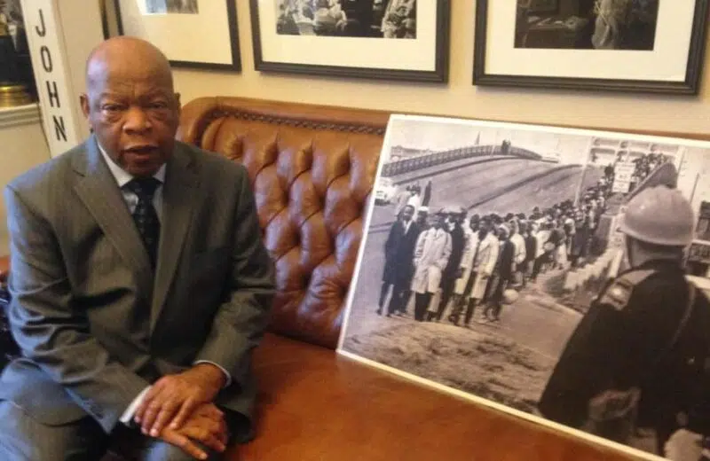 Quatre raisons pour lesquelles John Lewis est sous pression