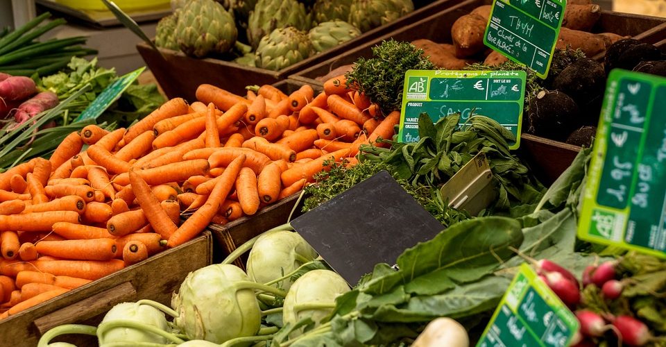 Les avantages de faire ses courses au marché