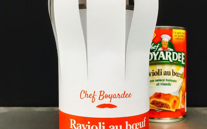 Le chef Boyardee se souvient de raviolis de bœuf mal étiquetés comme du riz avec du poulet et des légumes.