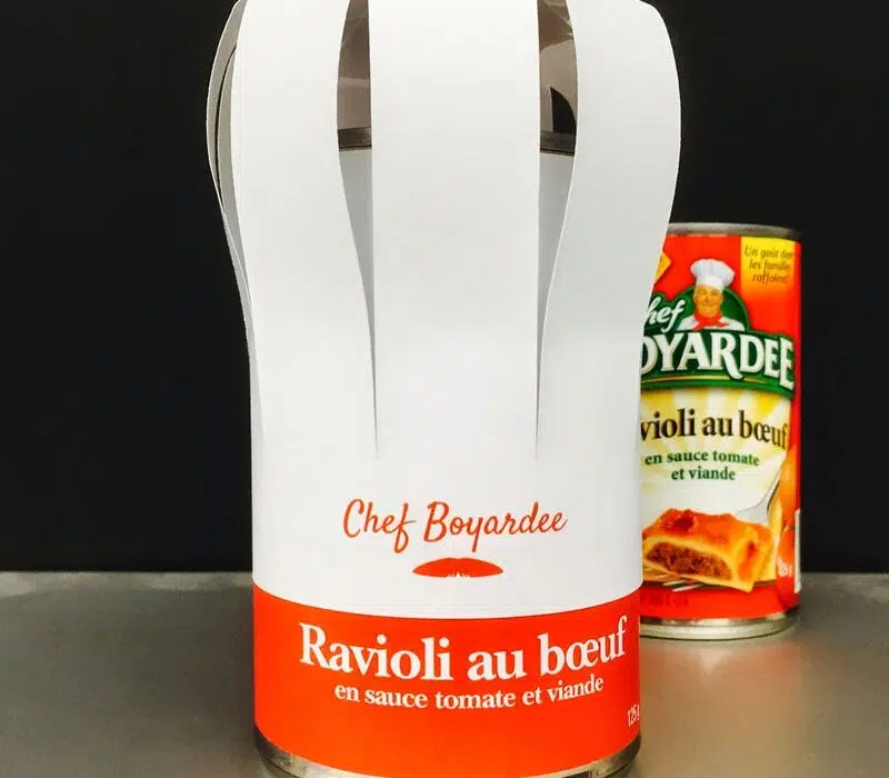 Le chef Boyardee se souvient de raviolis de bœuf mal étiquetés comme du riz avec du poulet et des légumes.