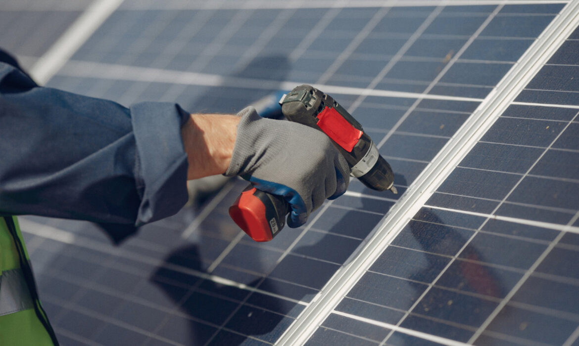 Panneaux solaires RGE : votre avenir énergétique et les clés pour choisir une entreprise de confiance