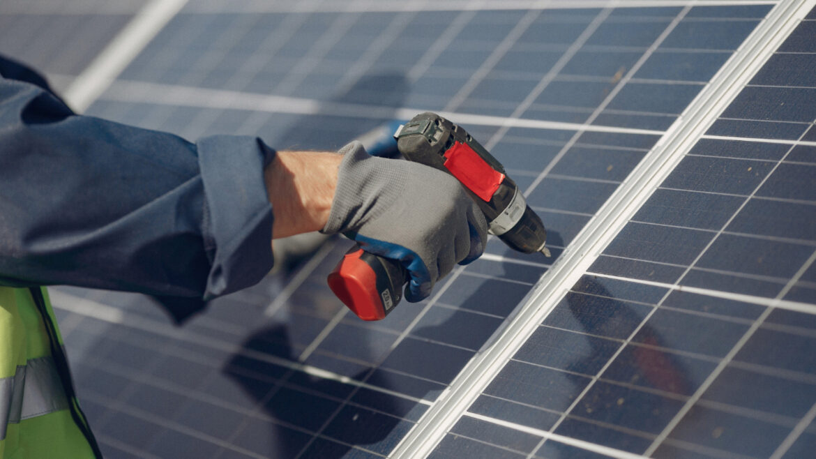 Panneaux solaires RGE : votre avenir énergétique et les clés pour choisir une entreprise de confiance