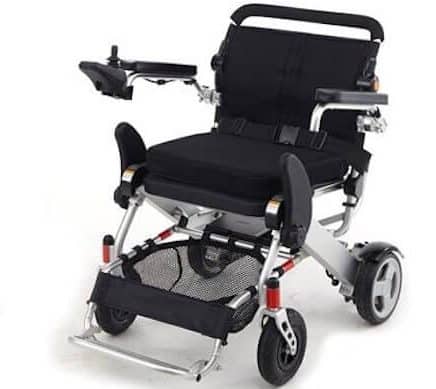 Voyager avec la portabilité d’un fauteuil roulant léger